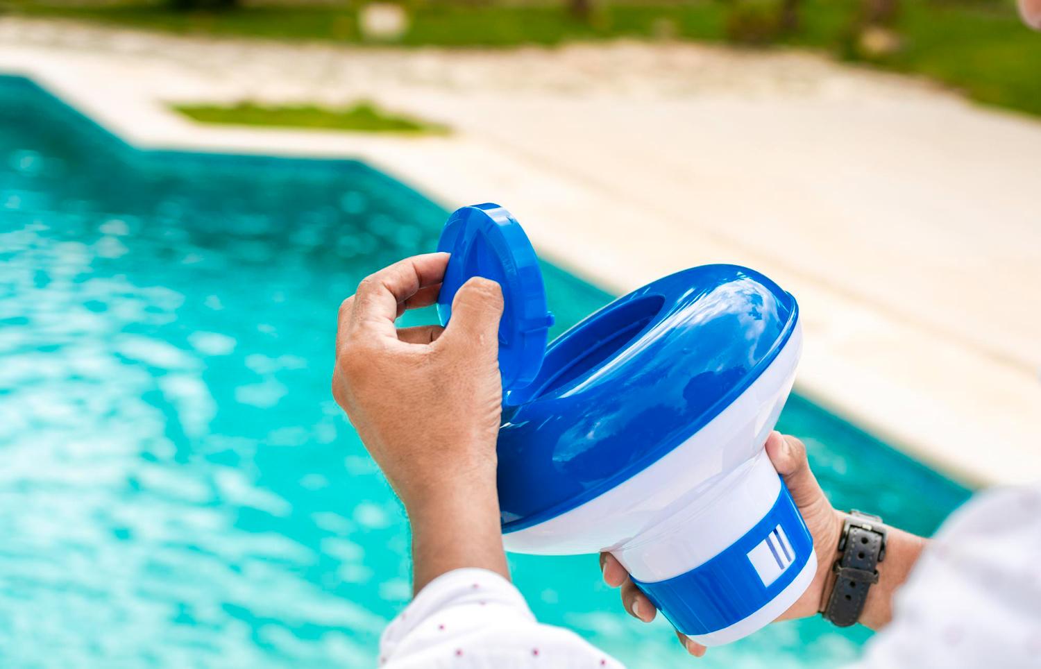 Análisis de los valores de sal, ph y cloro de tu piscina.